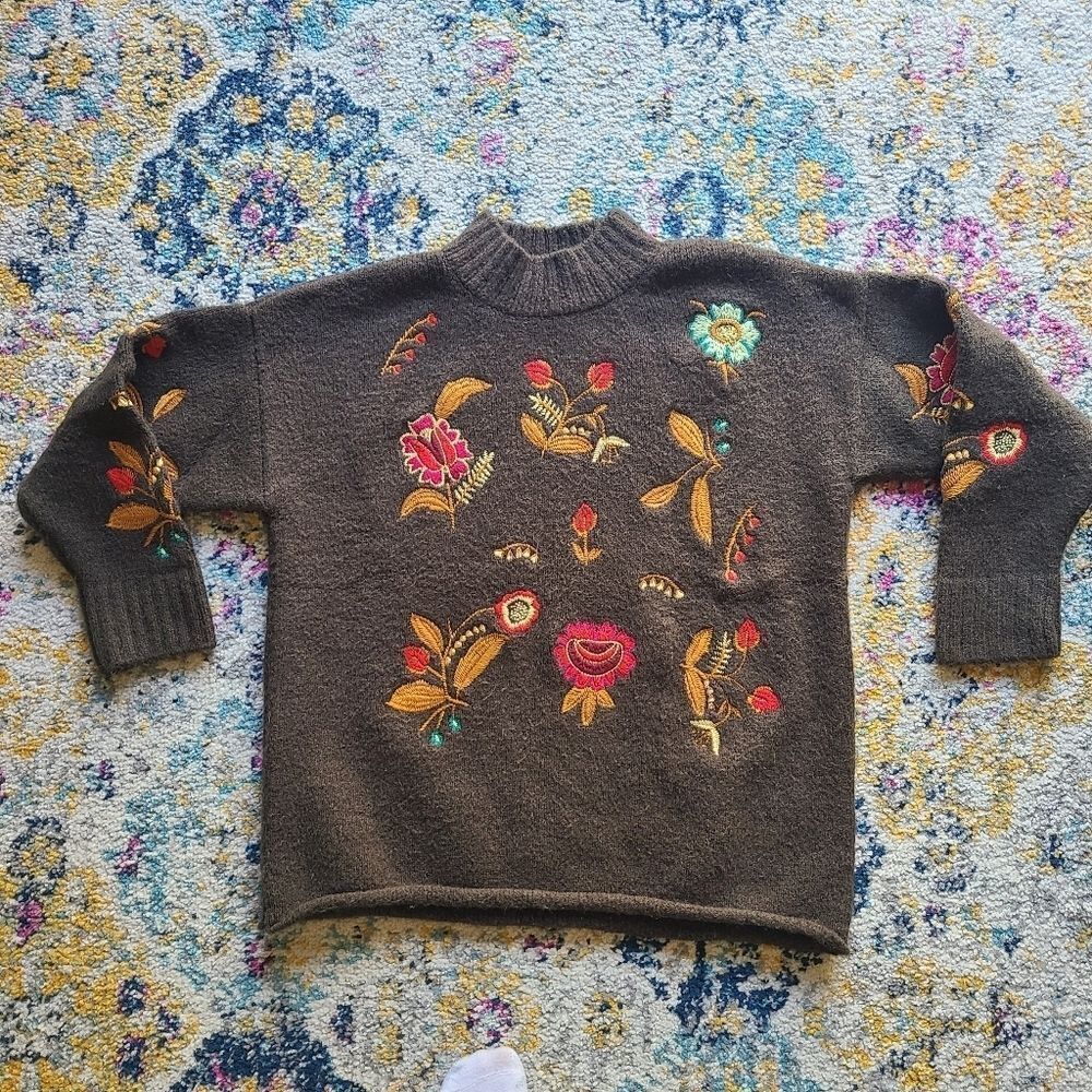 CLICHE embroidered sweater